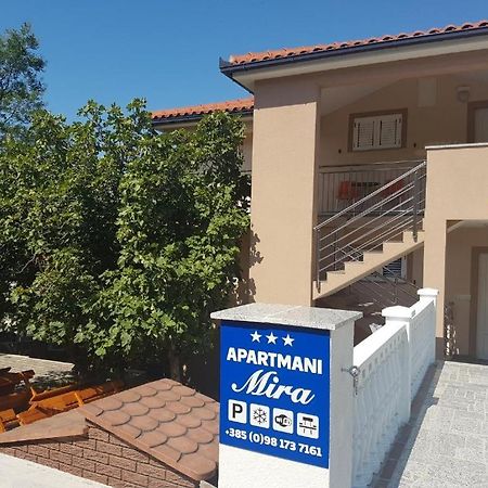 קלנוביצה Apartmani Mira מראה חיצוני תמונה