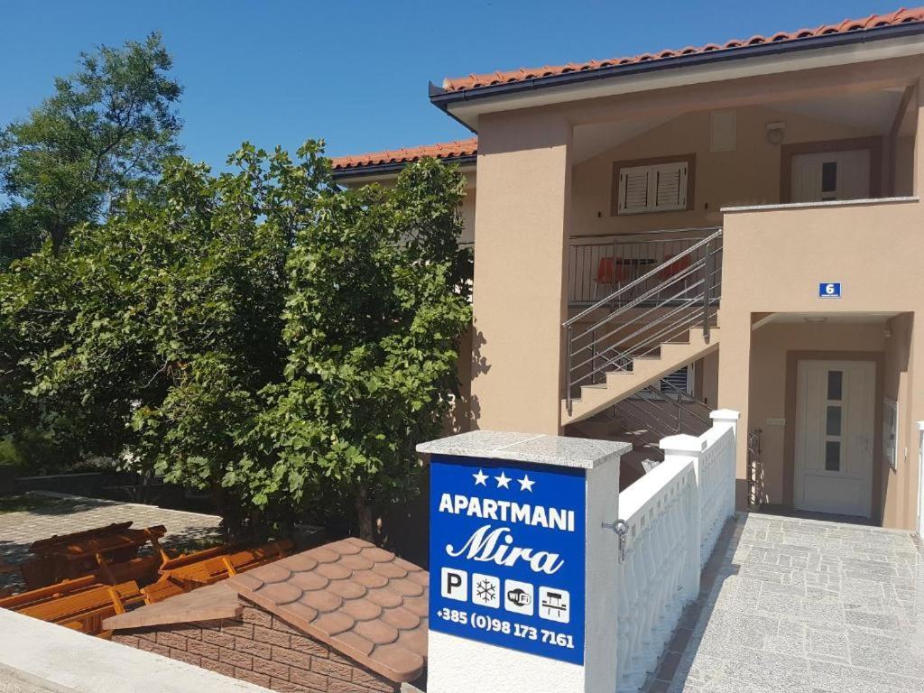 קלנוביצה Apartmani Mira מראה חיצוני תמונה